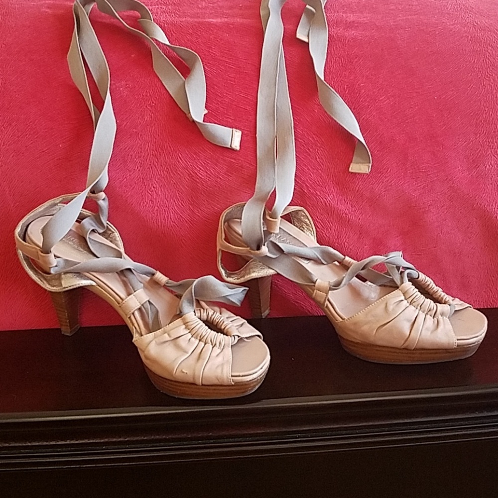 Italian leather. open toe